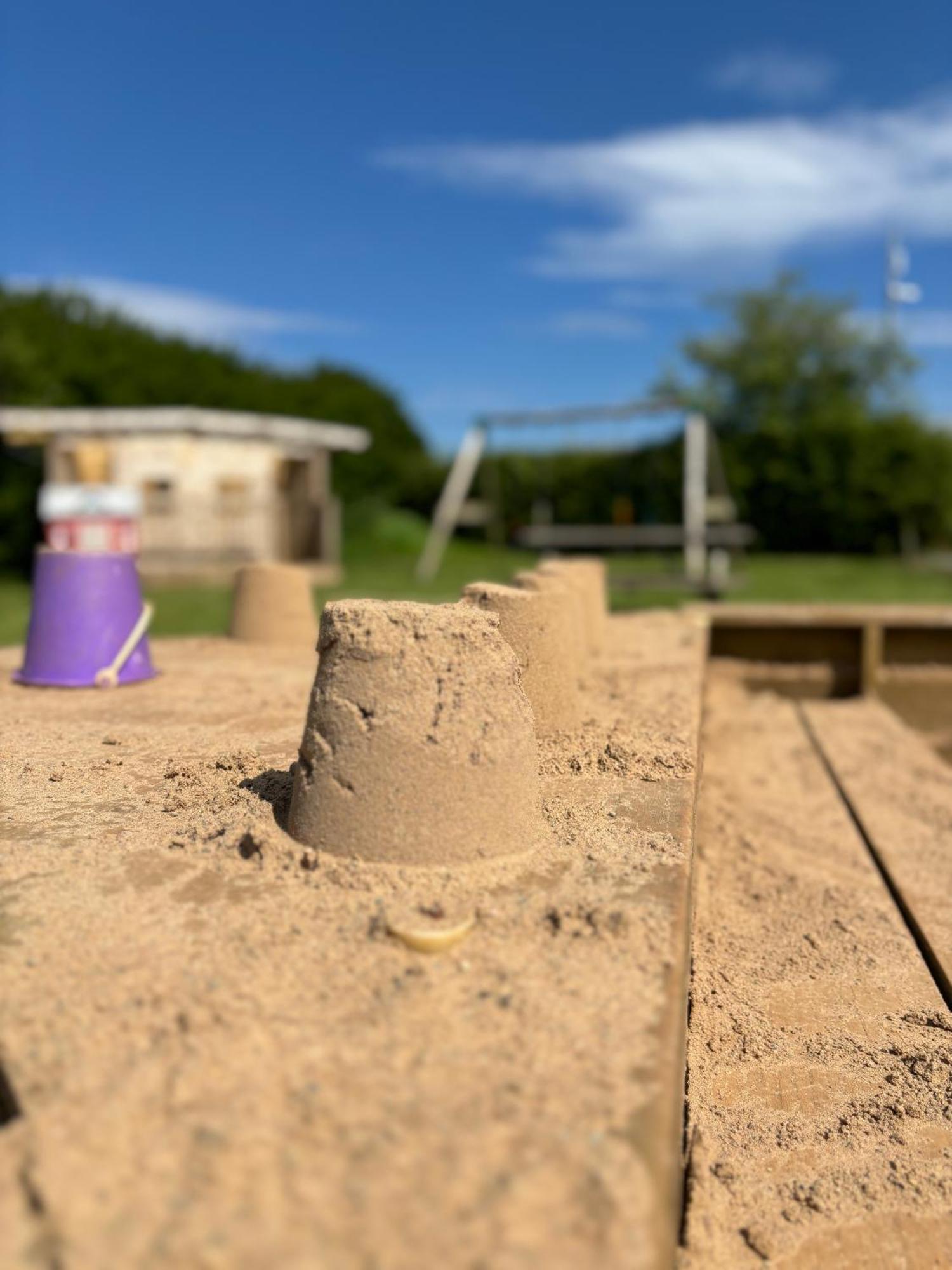 Carrowmena School House & Glamping Hotel Limavady Eksteriør billede